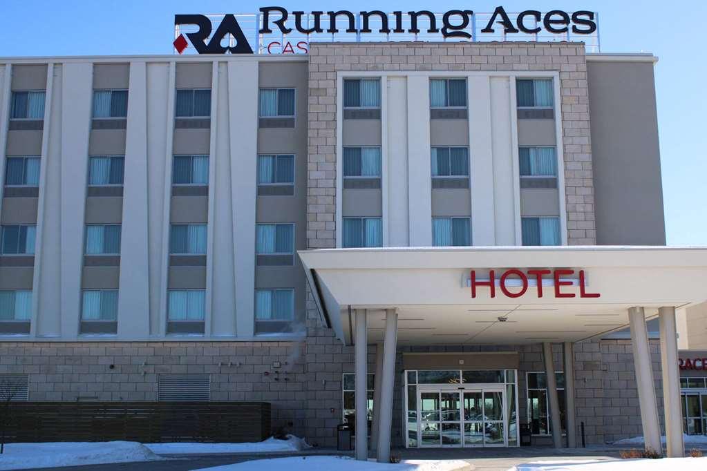 Running Aces Hotel & Casino, Trademark Collection By Wyndham Forest Lake Exterior photo